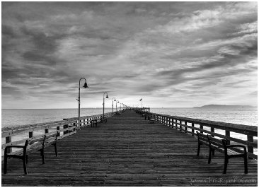 Photo of the boardwalk on Ventura Pier